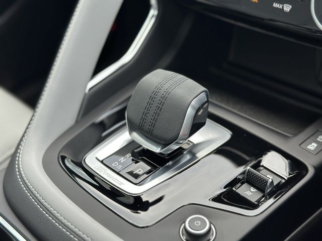 JAGUAR JAGUAR E-PACE 2024