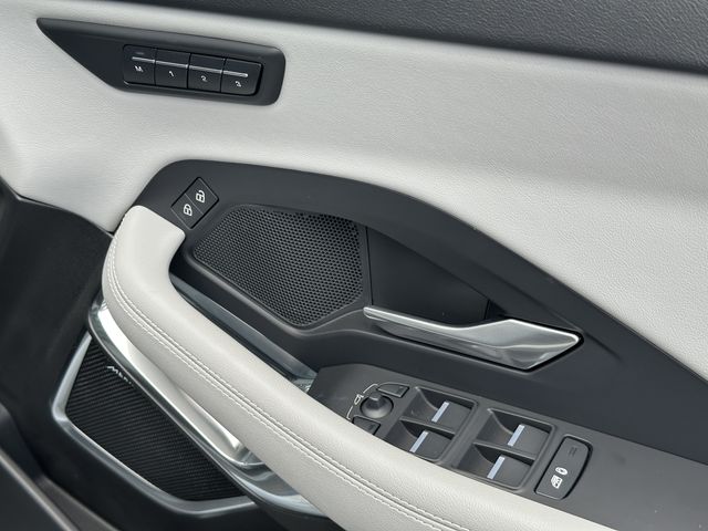 JAGUAR JAGUAR E-PACE 2024