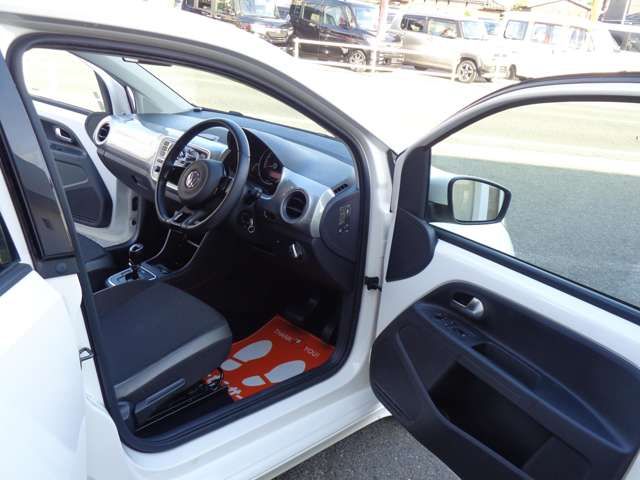 VOLKSWAGEN VOLKSWAGEN up! 2012