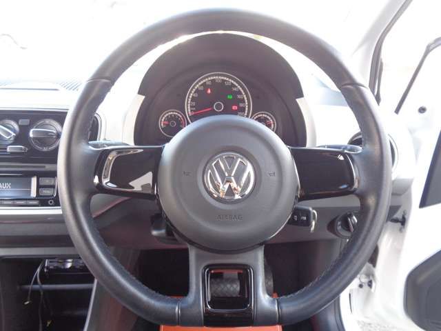 VOLKSWAGEN VOLKSWAGEN up! 2012
