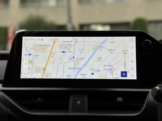 TOYOTA LEXUS UX300h 2024