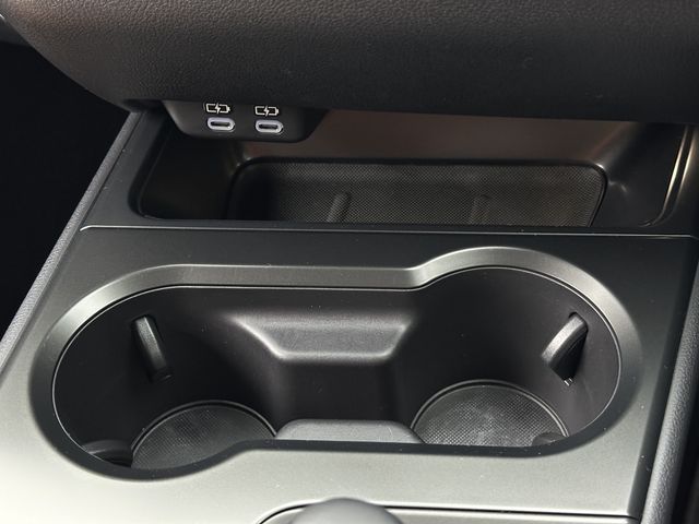 TOYOTA LEXUS UX300h 2024