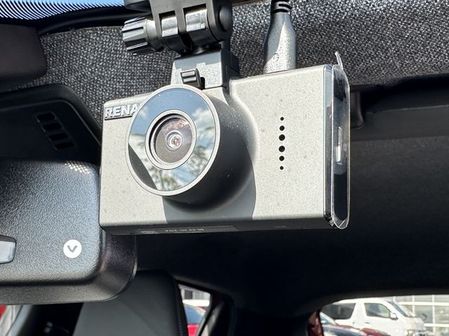 RENAULT RENAULT LUTECIA 2023