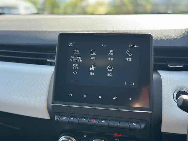 RENAULT RENAULT LUTECIA 2023