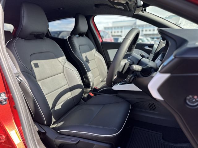 RENAULT RENAULT LUTECIA 2023