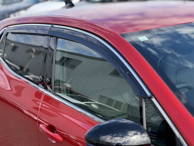 RENAULT RENAULT LUTECIA 2023