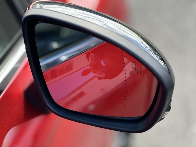 RENAULT RENAULT LUTECIA 2023