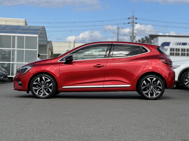 RENAULT RENAULT LUTECIA 2023