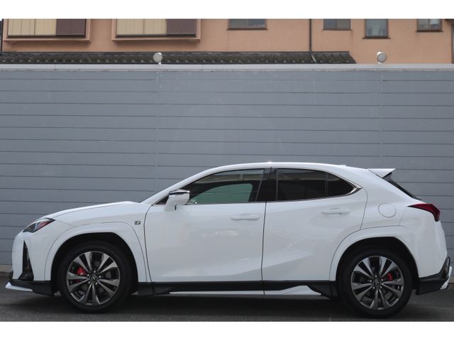 TOYOTA LEXUS UX200 2022