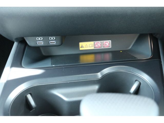 TOYOTA LEXUS UX200 2022