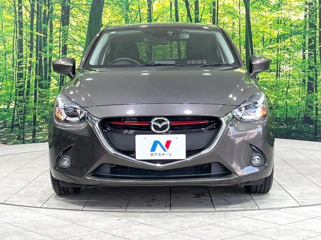 MAZDA DEMIO 2015