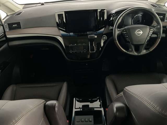 NISSAN ELGRAND  4WD 2020