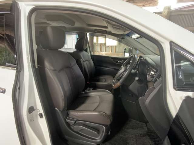 NISSAN ELGRAND  4WD 2020