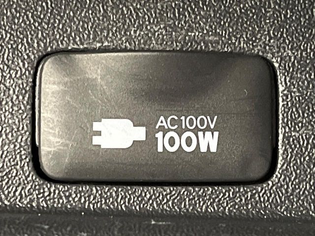 TOYOTA HIACE van 4WD 2022