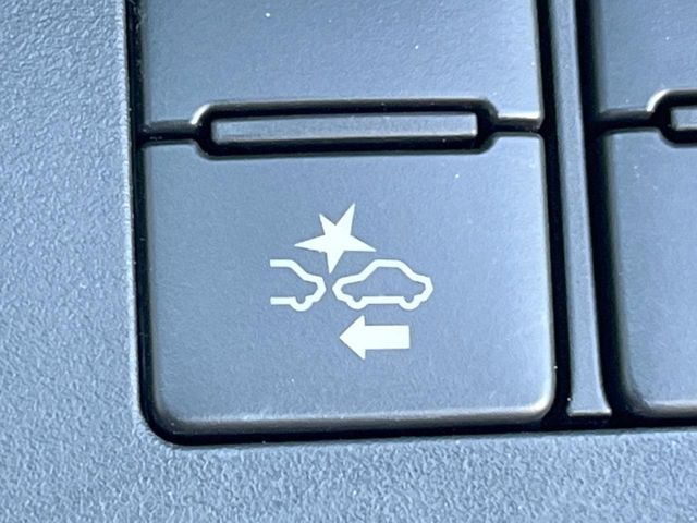 TOYOTA SIENTA HYBRID 2015