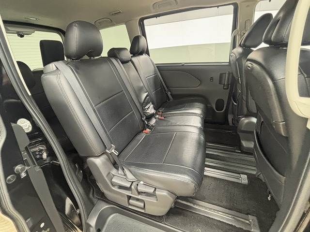 NISSAN SERENA  S-HYBRID 2017