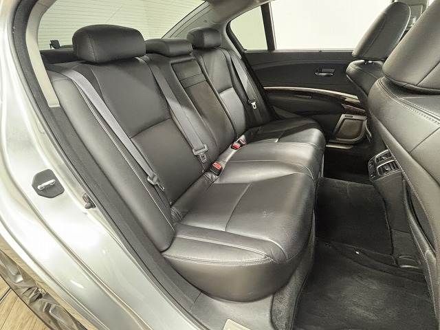 HONDA LEGEND HYBRID 2016