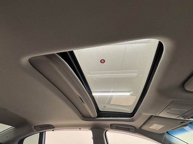 HONDA LEGEND HYBRID 2016