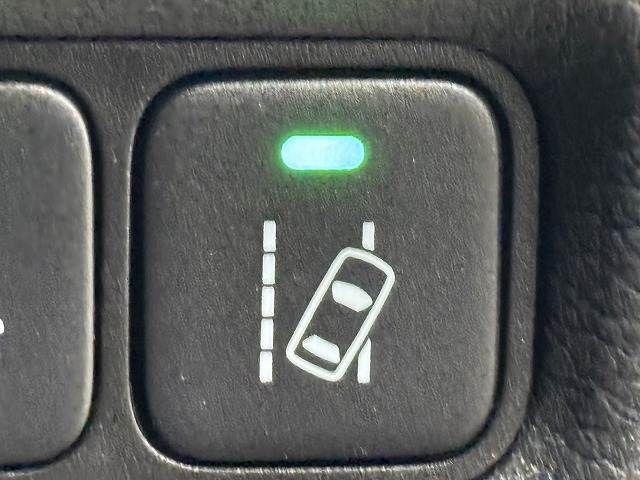 HONDA LEGEND HYBRID 2016