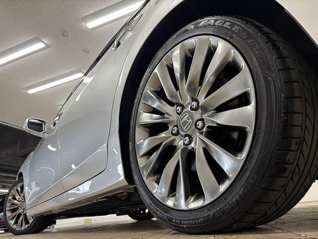 HONDA LEGEND HYBRID 2016