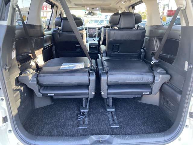 TOYOTA ALPHARD hybrid 4WD 2013