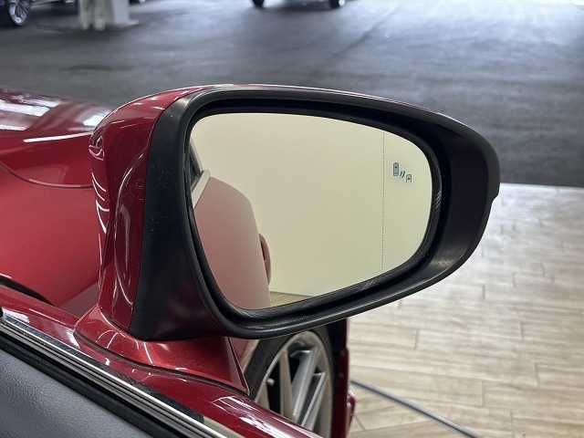 TOYOTA LEXUS IS300h 2019