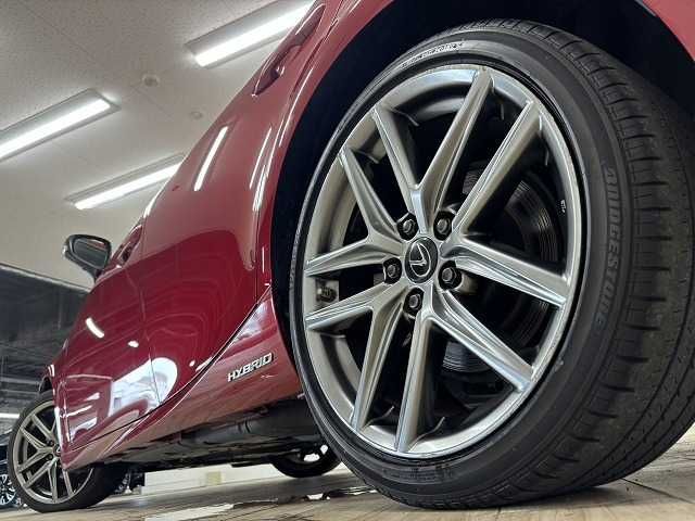 TOYOTA LEXUS IS300h 2019