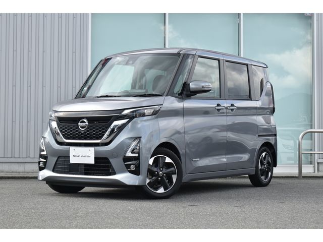 NISSAN ROOX 2020