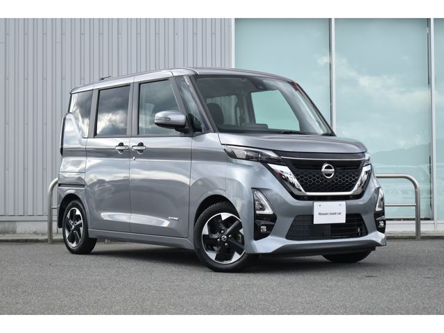 NISSAN ROOX 2020