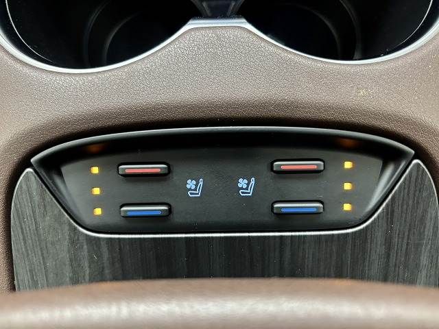 TOYOTA HARRIER HYBRID 2020