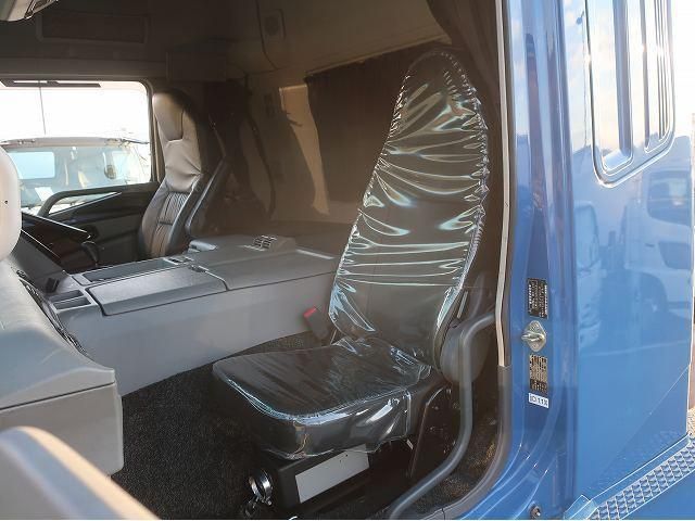 MITSUBISHI FUSOU SUPER GREAT 2016