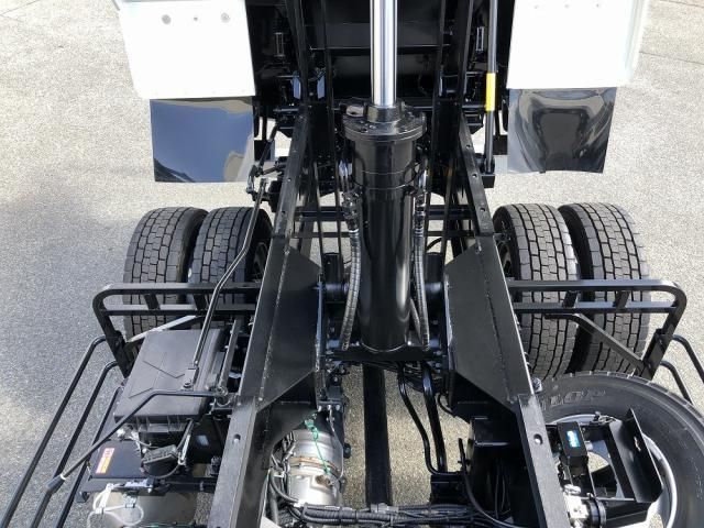 MITSUBISHI FUSOU FIGHTER 2024