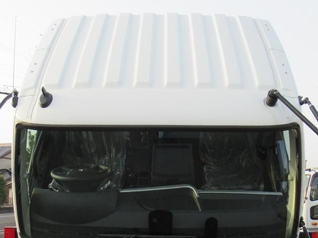 MITSUBISHI FUSOU FIGHTER 2025