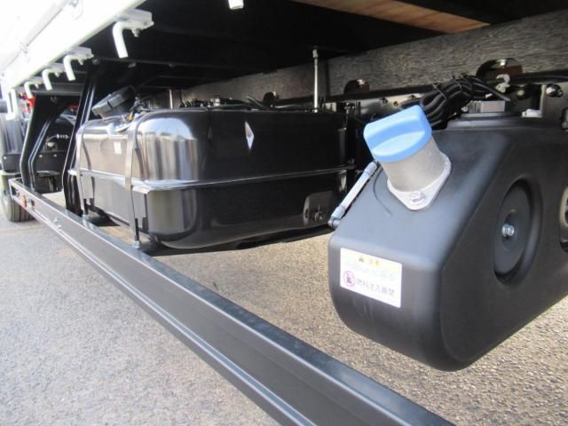 MITSUBISHI FUSOU FIGHTER 2025