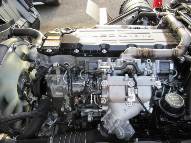 MITSUBISHI FUSOU FIGHTER 2025