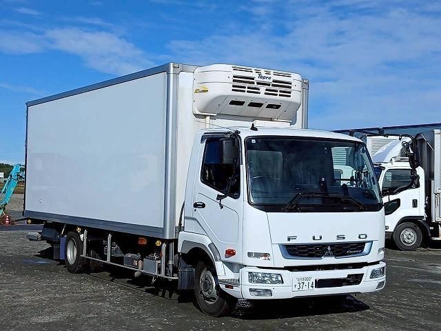 MITSUBISHI FUSOU FIGHTER 2019