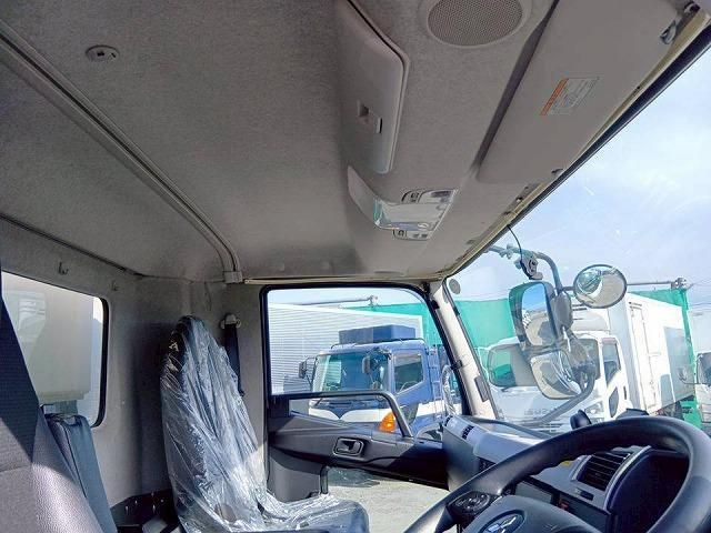 MITSUBISHI FUSOU FIGHTER 2019