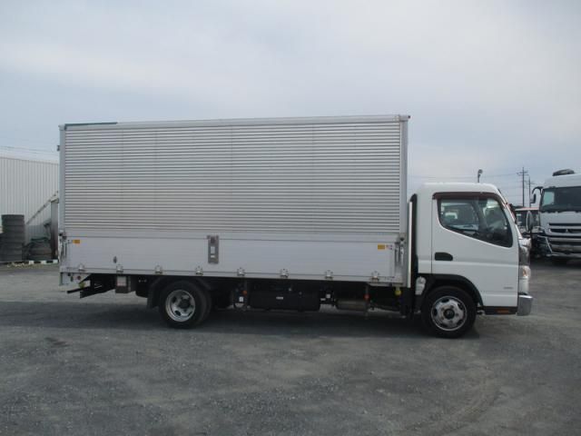 MITSUBISHI CANTER 2016