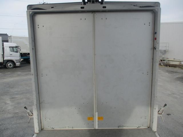 MITSUBISHI CANTER 2016