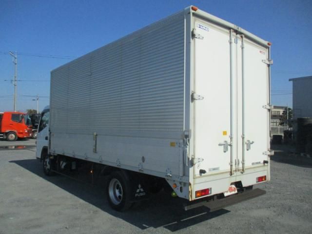 MITSUBISHI CANTER 2016