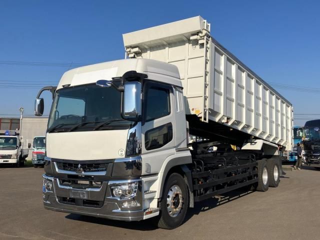 MITSUBISHI FUSOU SUPER GREAT 2022