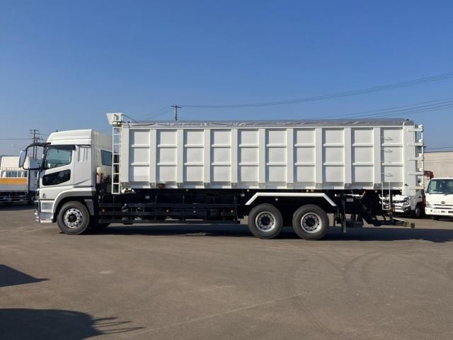 MITSUBISHI FUSOU SUPER GREAT 2022