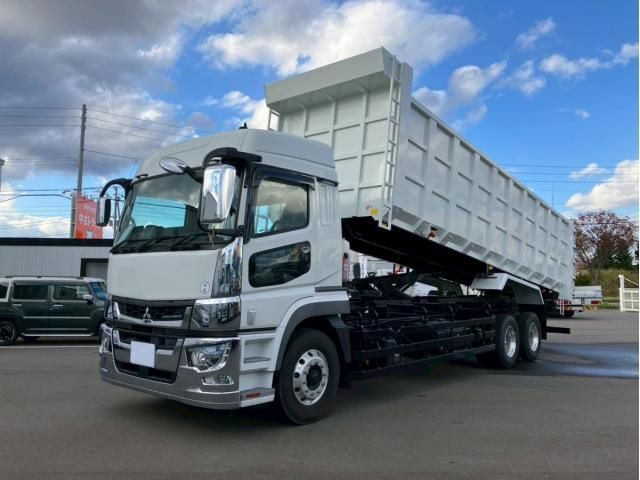 MITSUBISHI FUSOU SUPER GREAT 2024