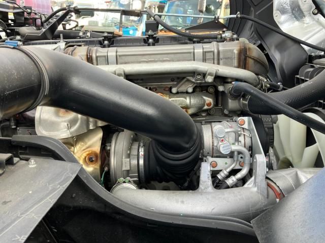 MITSUBISHI FUSOU SUPER GREAT 2024