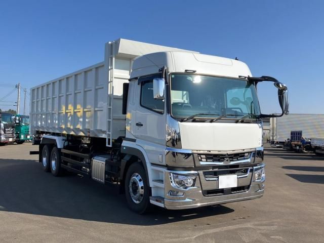 MITSUBISHI FUSOU SUPER GREAT 2024