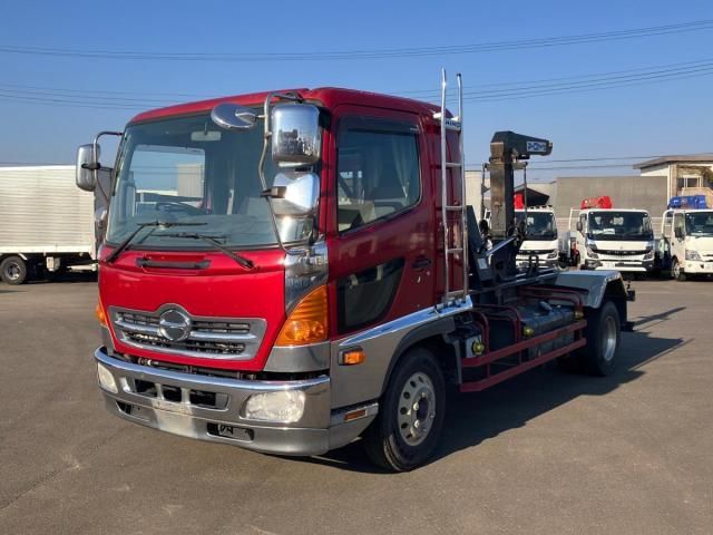 HINO RANGER 2013