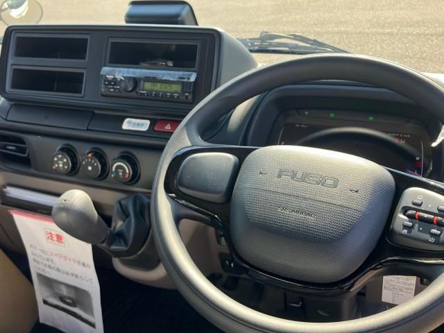 MITSUBISHI CANTER 2024