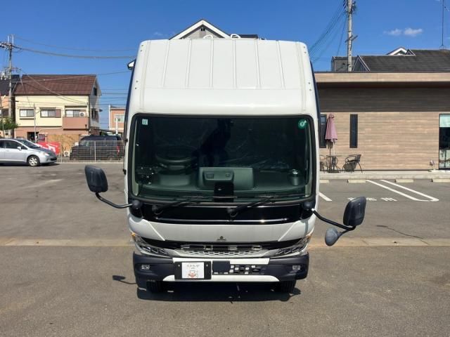 MITSUBISHI CANTER 2024