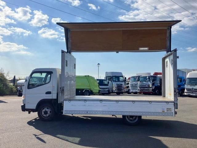 MITSUBISHI CANTER 2018