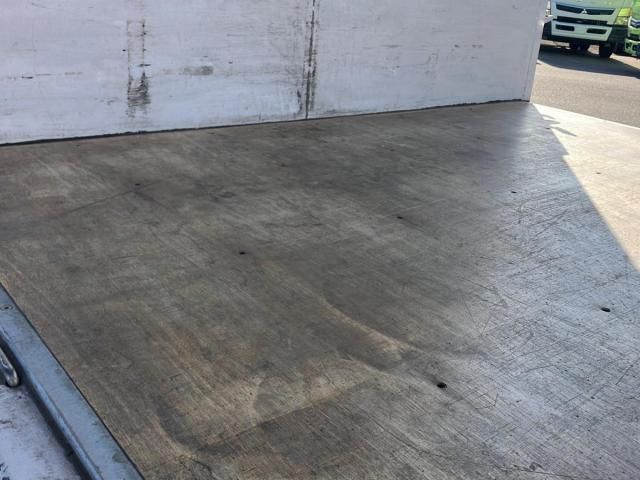 MITSUBISHI CANTER 2018